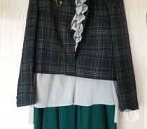 Vêtements occasion Molenbeek-Saint-Jean - Photos Vivastreet Tailleur